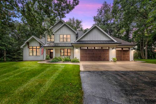 W2191 Princeton Rd, Green Lake, WI, 54941-9004 | Card Image