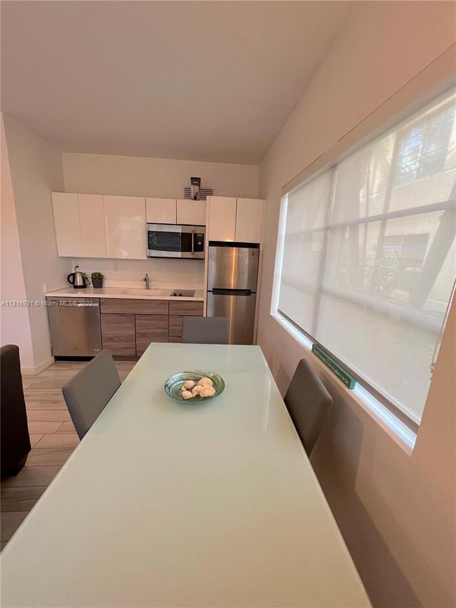 APT-101 - 1560 Meridian Ave, Condo with 1 bedrooms, 1 bathrooms and null parking in Miami Beach FL | Image 6