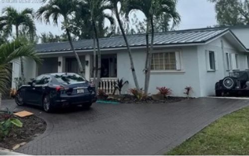 1245 Thrush Ave, Miami Springs, FL, 33166-3152 | Card Image