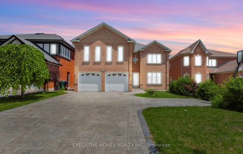 5489 Glen Erin Dr, Mississauga, ON, L5M5C8 | Card Image