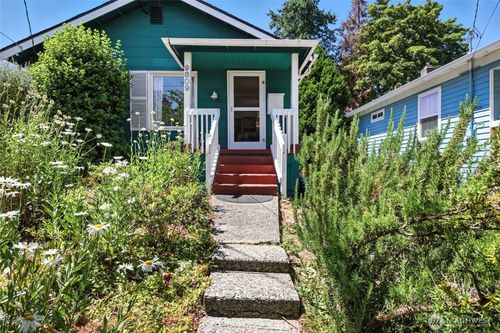 9809 57th Avenue S, Seattle, WA, 98118 | Card Image