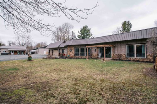 W6126 Sladich Rd, GREENWOOD, WI, 54437-7701 | Card Image