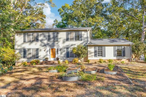 5 Edwards Mill Ct, Taylors, SC, 29687-5117 | Card Image