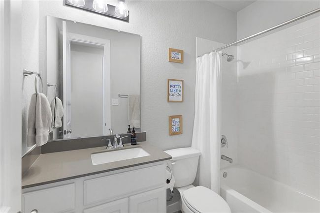 5122 Walnut Grove Ln, House other with 4 bedrooms, 3 bathrooms and 2 parking in Manvel TX | Image 31