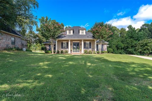 9472 Wrenwood Blvd, Shreveport, LA, 71106-8120 | Card Image