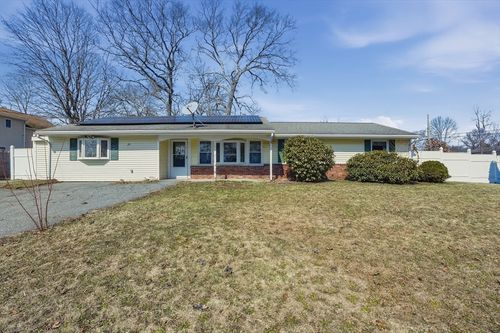 25 Courtfield Dr, Brockton, MA, 02302-3016 | Card Image