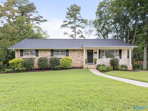 1607 Montdale Rd Se, Huntsville, AL, 35801-2131 | Card Image
