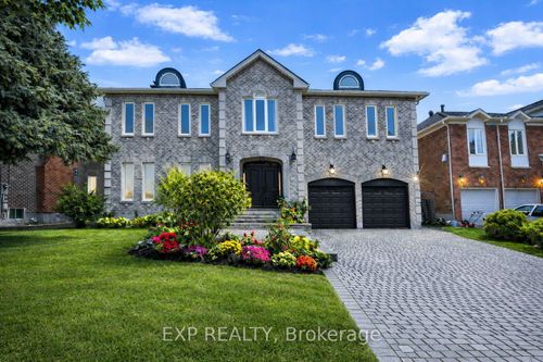 29 Northgate Cres, Richmond Hill, ON, L4B2K8 | Card Image