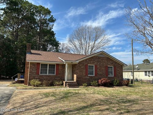92 Lancaster Dr, Greenville, NC, 27834-6464 | Card Image