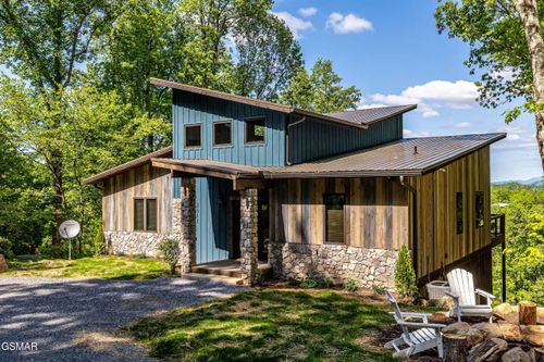 2511 Cove Mountain Lane, Sevierville, TN, 37862 | Card Image