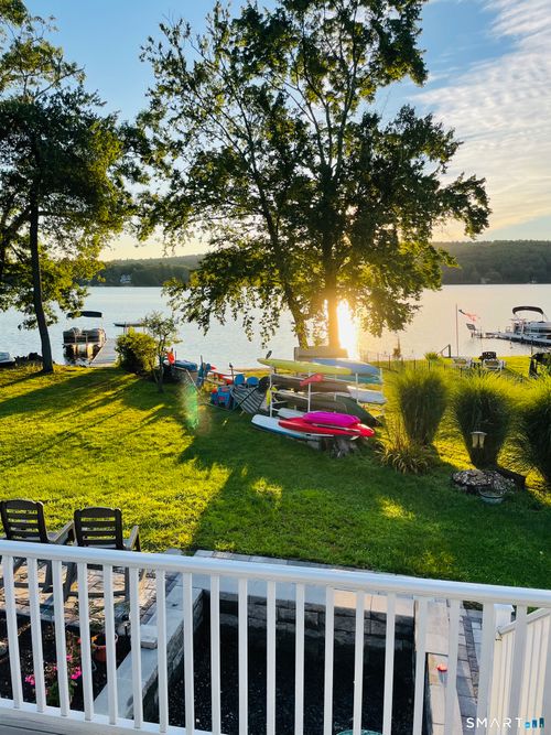 7 Hotel Lake Rd, Ellington, CT, 06029-2904 | Card Image