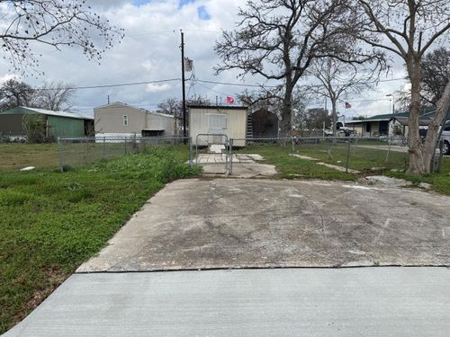 134 Heron Inlt S, Baytown, TX, 77523-9795 | Card Image