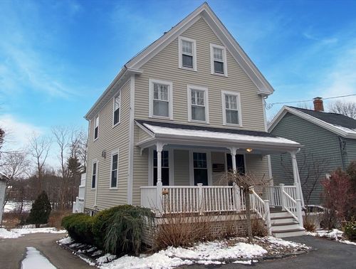 35 Wellesley St, Weston, MA, 02493-2507 | Card Image