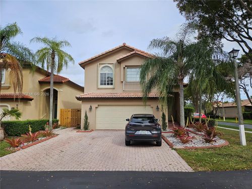 0-5201 Nw 112th Pl, Doral, FL, 33178-3502 | Card Image