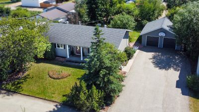 113 4 Ave Sw, House detached with 6 bedrooms, 2 bathrooms and 4 parking in Falher AB | Image 1