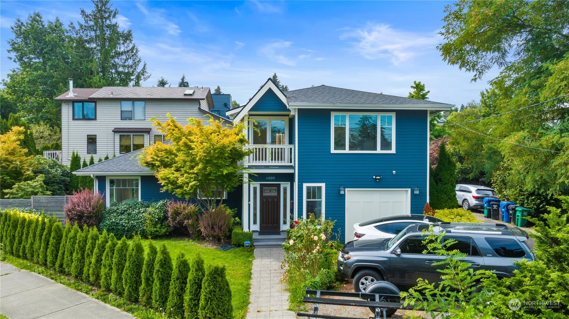 Linden Ave, Seattle, WA 98103