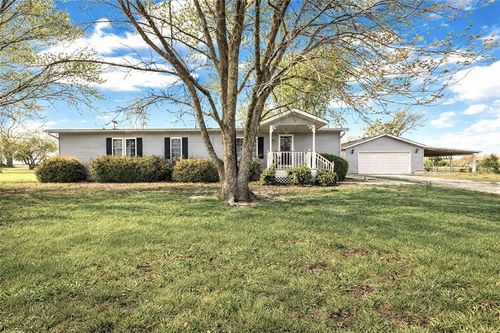 2960 Butler Rd, Richmond, KS, 66080-9130 | Card Image