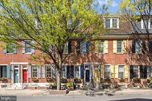 1115 Lombard St, PHILADELPHIA, PA, 19147-1238 | Card Image