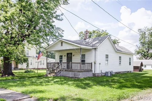 216 Oak St, Brighton, IL, 62012-1312 | Card Image