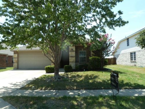 10321 Pyrite Dr, Fort Worth, TX, 76131-4292 | Card Image