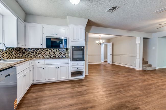 New appliances! New dishwasher, new convection range, new oven, and new microwave! | Image 7