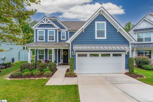 24 Byrnes Ln, Greenville, SC, 29609-1486 | Card Image