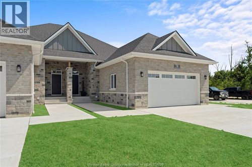 71 Belleview Dr, Cottam, ON, N0R | Card Image