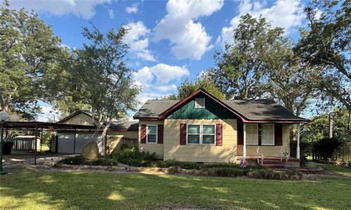 207 Elm St, Glen Flora, TX, 77443 | Card Image