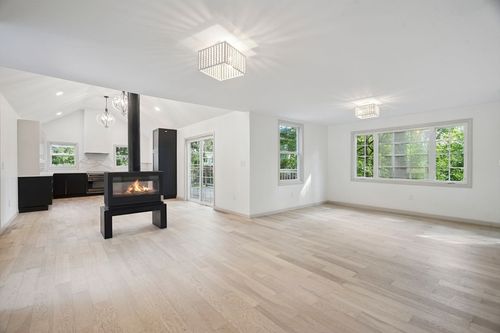 18 Chestnut Hill Rd, Millville, MA, 01529-1500 | Card Image