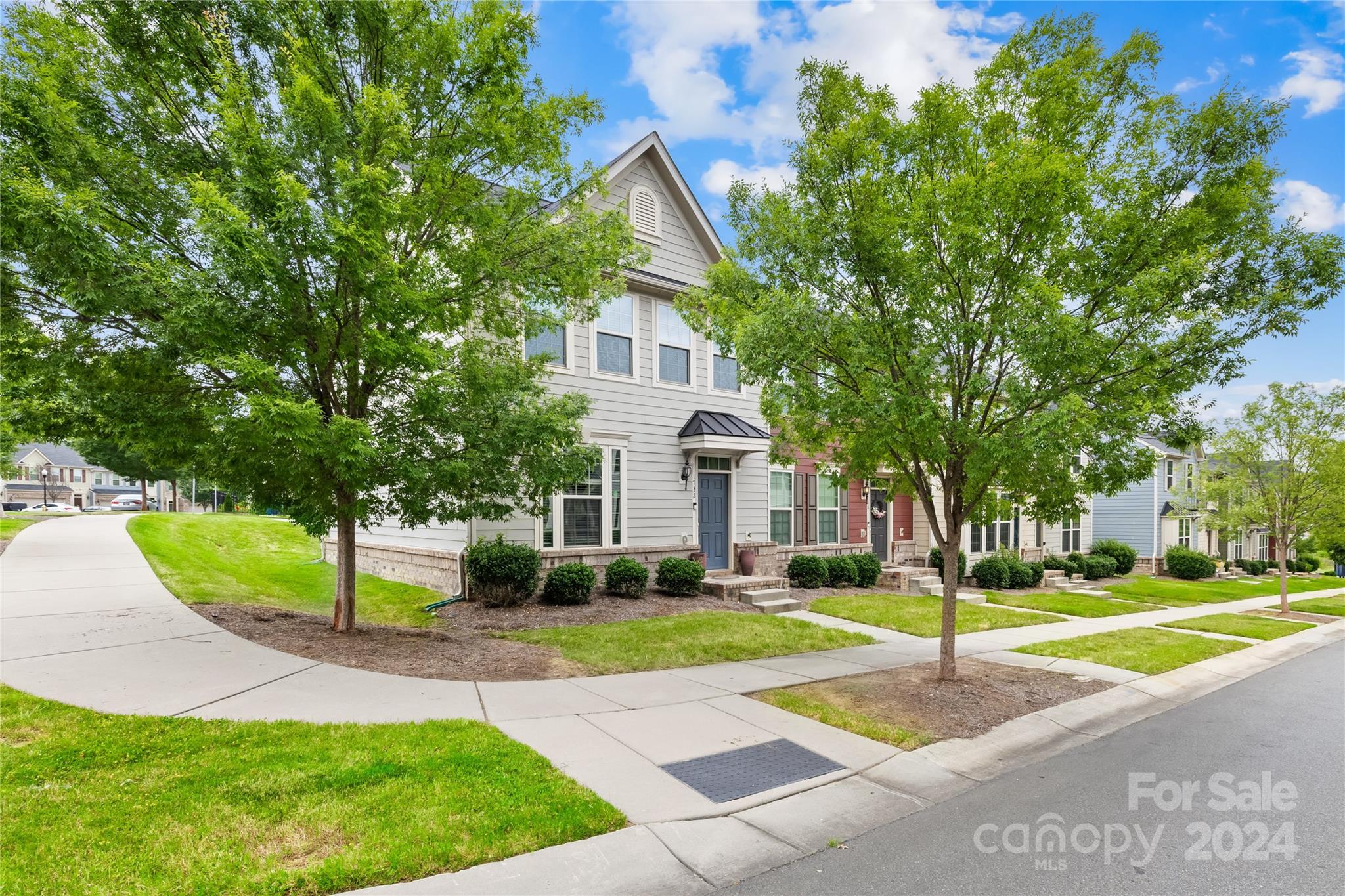 Fleetwood Dr, Charlotte, NC 28208