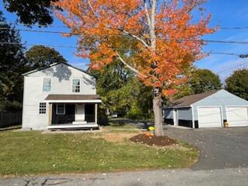 18 Woodbury Street, Bangor, ME, 04401 | Card Image