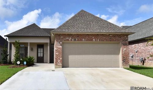 14142 Watercrest Ln, Baton Rouge, LA, 70817 | Card Image