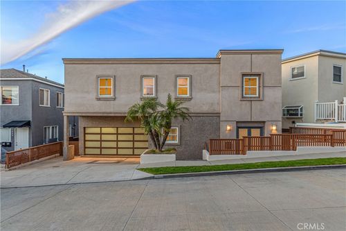 1077 10th Street, Hermosa Beach, CA, 90254 | Card Image