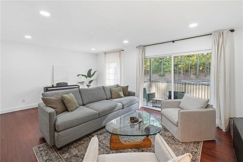 apt-h29-6851 Roswell Rd, Sandy Springs, GA, 30328-2452 | Card Image