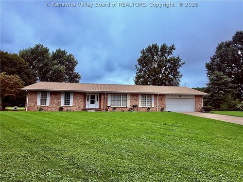 120 2nd Ave W, Ravenswood, WV, 26164-6104 | Card Image