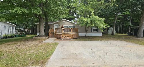 14487 Magnolia Dr, Grand Haven, MI, 49417-9289 | Card Image