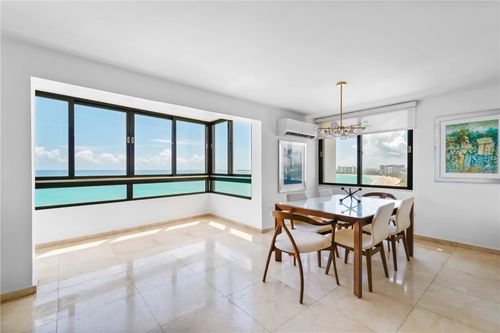1106-4123 Ave Isla Verde, Carolina, PR, 00979-5210 | Card Image