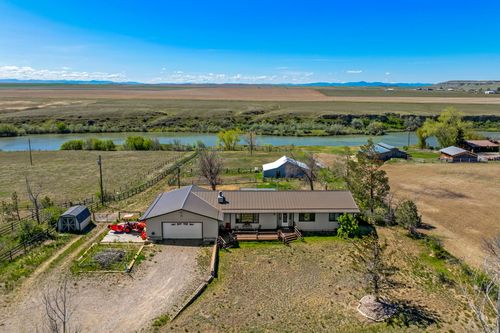 198 Sun Prairie Road, Great Falls, MT, 59404 | Card Image