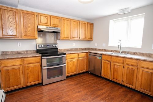 apt-2-35 Cedar St, Gardner, MA, 01440-2300 | Card Image