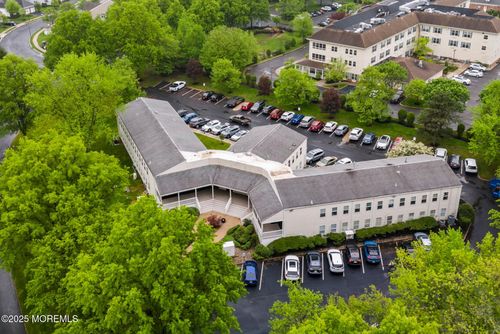 101102-59 Avenue At The Cmn, Shrewsbury, NJ, 07702-4806 | Card Image