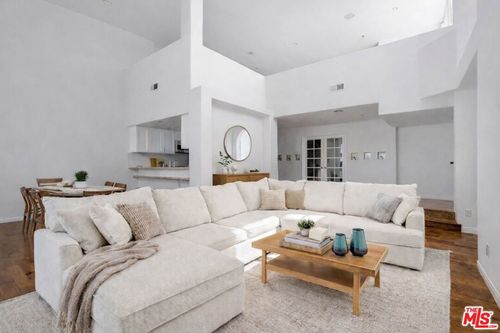 apt-305-12011 Goshen Ave, LOS ANGELES, CA, 90049-6398 | Card Image