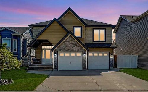 10553 113 St, Grande Prairie, AB, T8V5X5 | Card Image