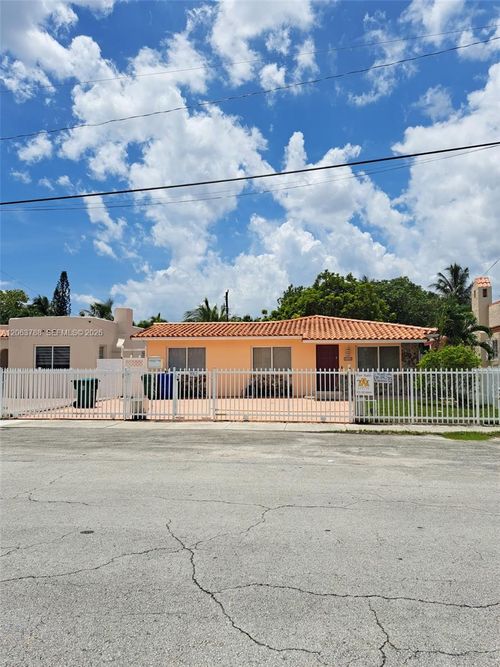 3062 Sw 14th St, Miami, FL, 33145-1104 | Card Image