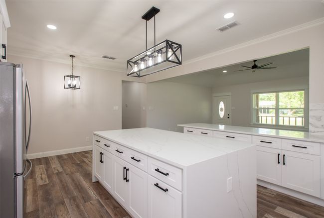 904 N Main St, House other with 3 bedrooms, 2 bathrooms and null parking in Kemp TX | Image 9