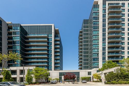 1207-35 Brian Peck Crescent, East York, ON, M4G0A5 | Card Image