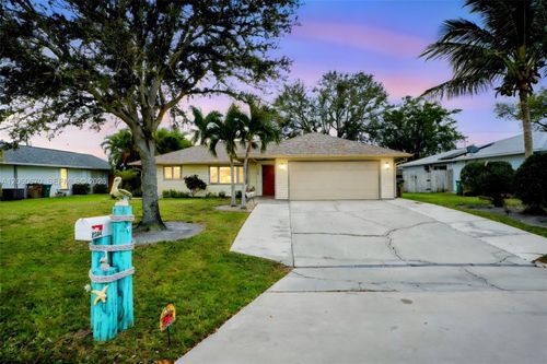 2304 Se 8th Ter, Cape Coral, FL, 33990-2783 | Card Image