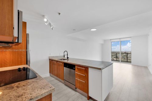 apt-2703-185 Sw 7th St, Miami, FL, 33130-2977 | Card Image