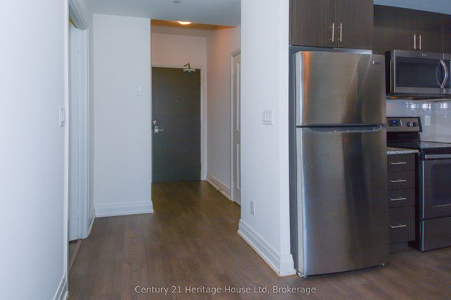 2304 - 3600 Highway 7, Condo with 1 bedrooms, 1 bathrooms and 1 parking in Vaughan ON | Image 7