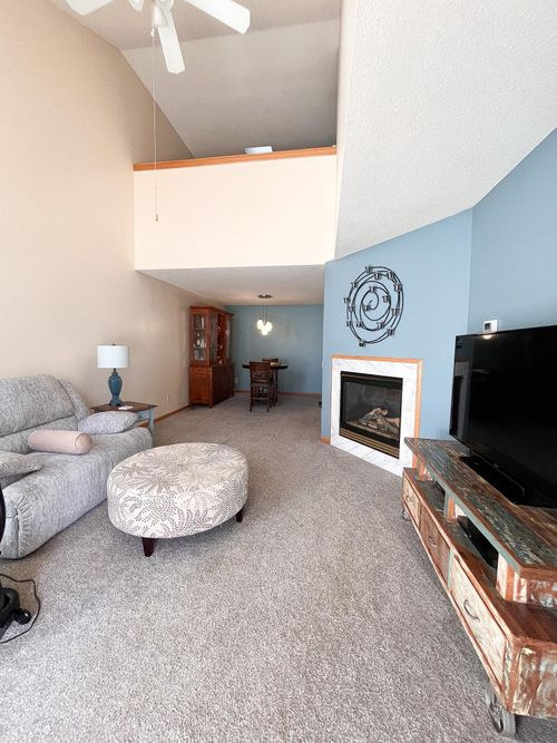 12608 43rd St Ne, Saint Michael, MN, 55376-8432 | Card Image