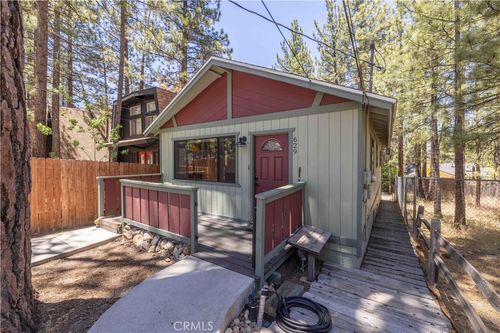 629 Sugarloaf Blvd, Big Bear City, CA, 92314 | Card Image